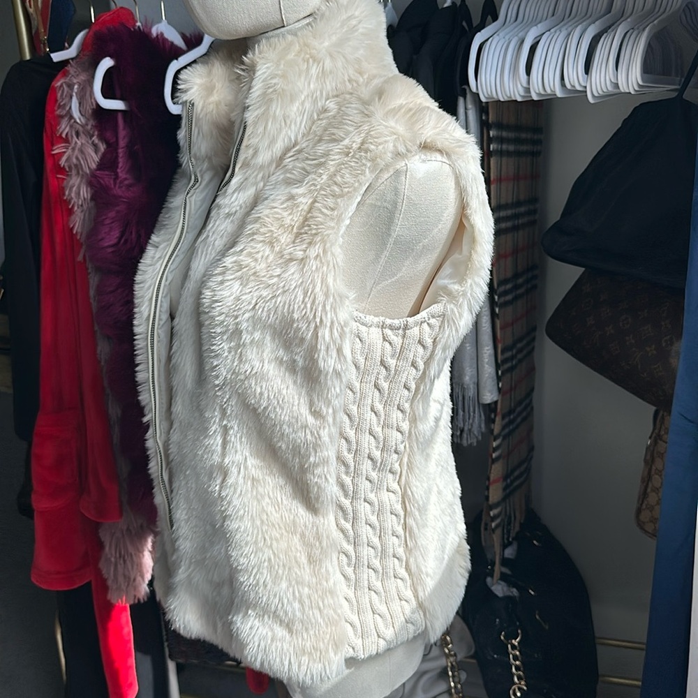 Off-white faux fur vest - excellent condition